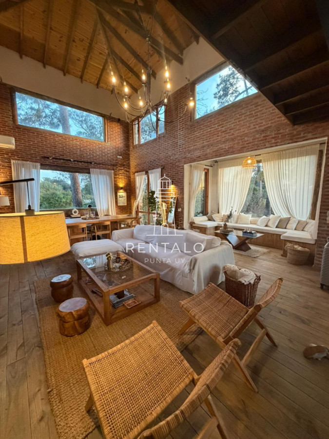 Casa ID.1256 - Hermosa casa en alquiler de temporada, Punta del Este