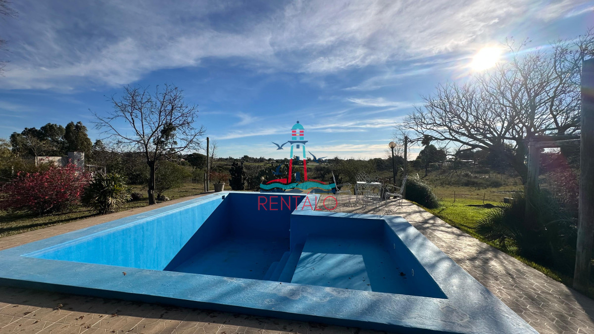 Casa ID.446 - Casa de 4 dormitorios en Salto con piscina 