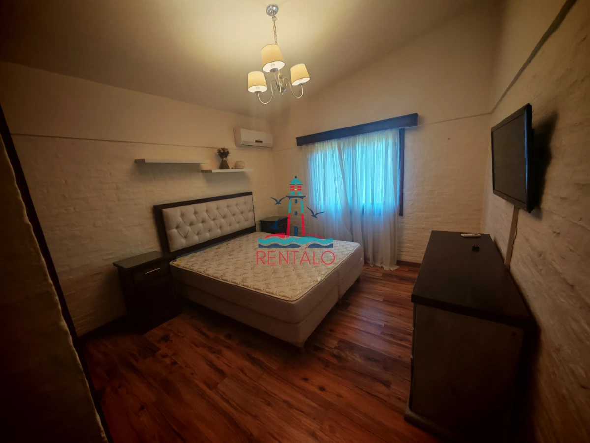 Casa ID.811 - Alquiler de temporada casa de 3 dormitorios en Punta del este 