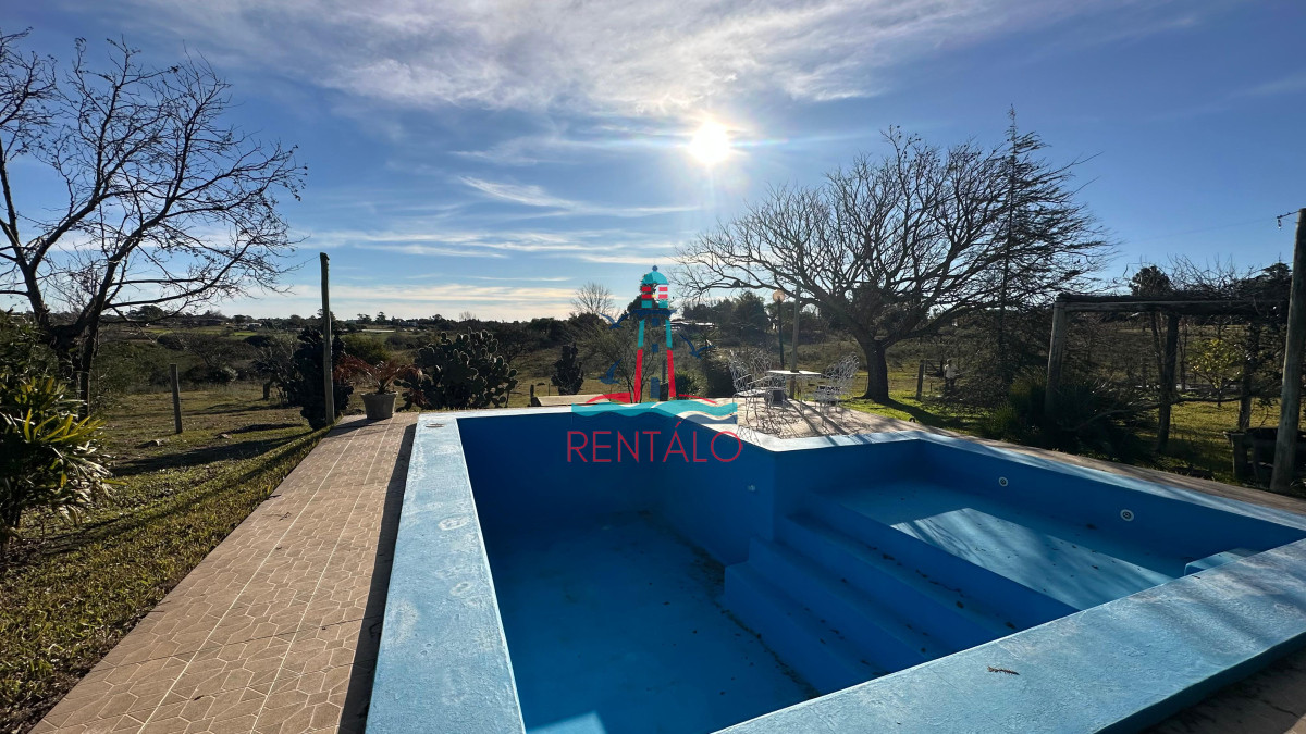 Casa ID.446 - Casa de 4 dormitorios en Salto con piscina 