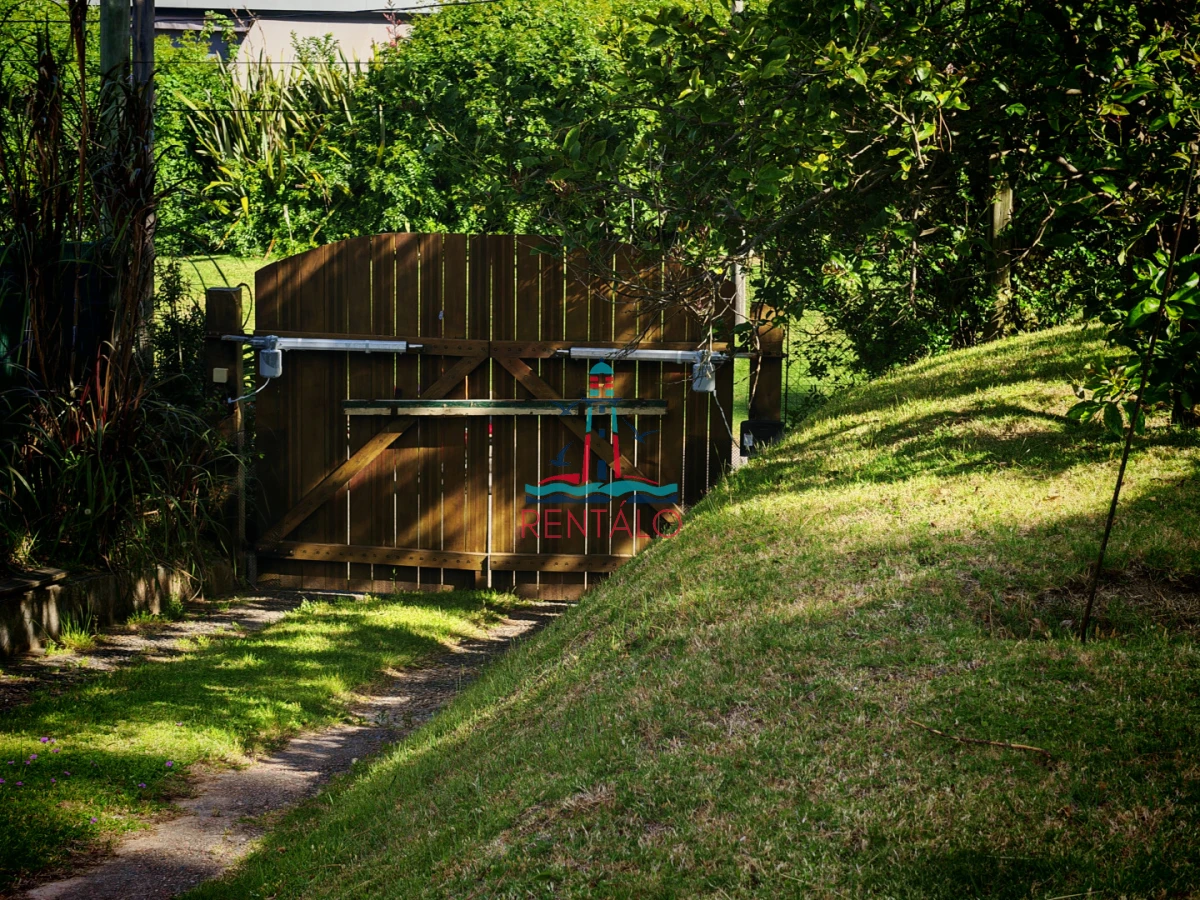 Casa ID.811 - Alquiler de temporada casa de 3 dormitorios en Punta del este 