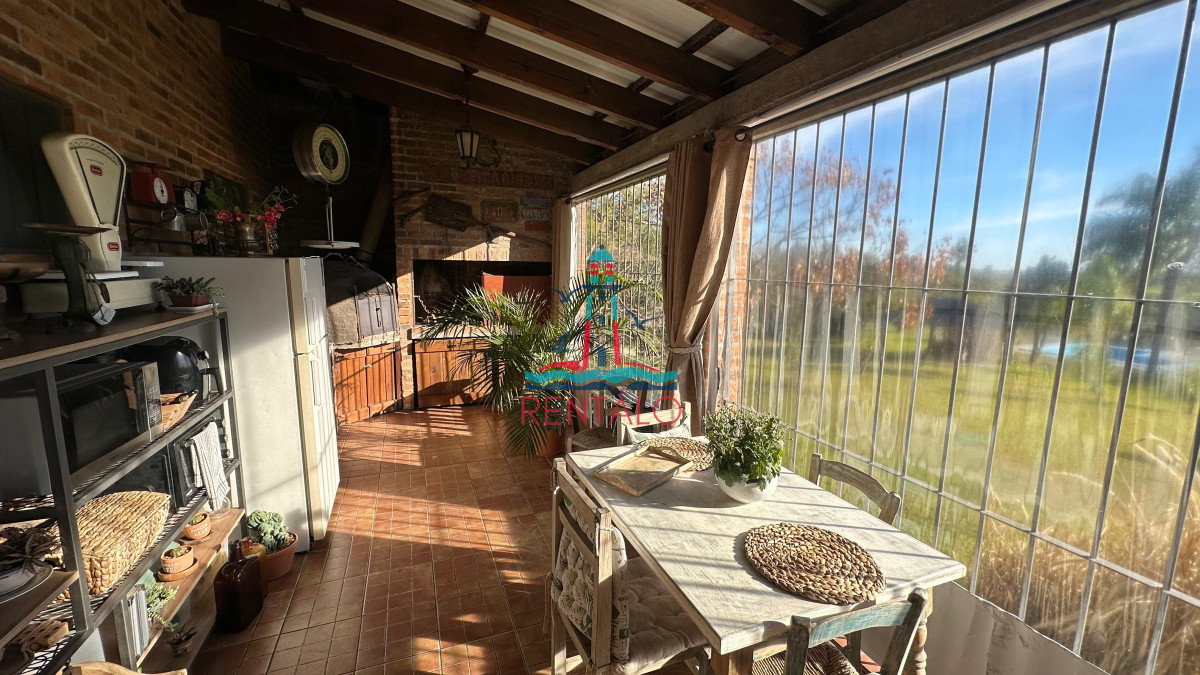 Casa ID.446 - Casa de 4 dormitorios en Salto con piscina 