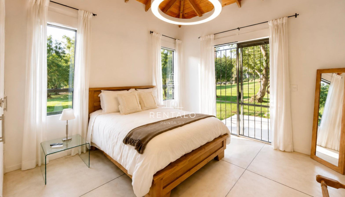 Casa ID.1305 - Casa en venta Rincon del Indio, Punta del este.