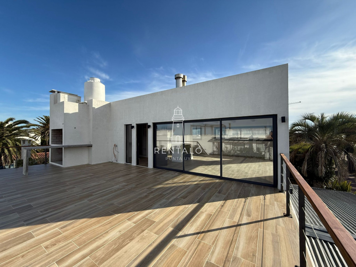 Casa ID.1075 - Casa en venta peninsula de Punta del este 4 dormitorios 