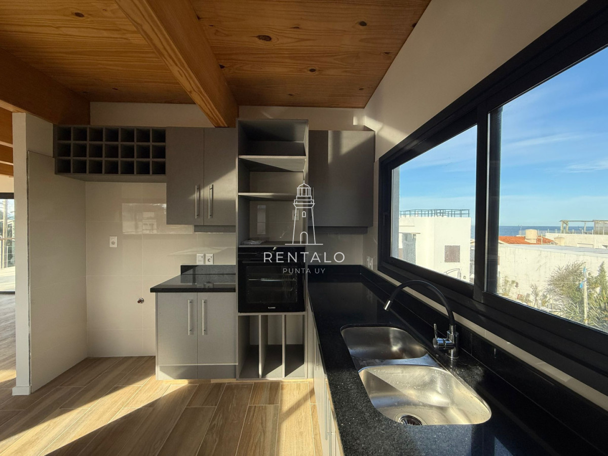 Casa ID.1075 - Casa en venta peninsula de Punta del este 4 dormitorios 