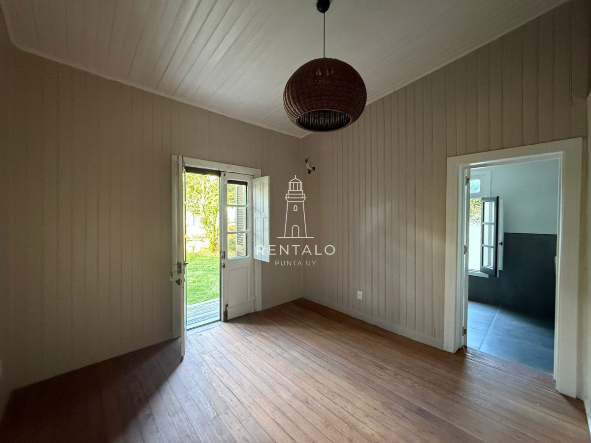 Casa ID.1075 - Casa en venta peninsula de Punta del este 4 dormitorios 