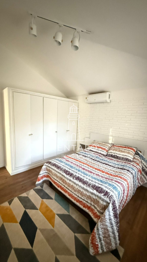 Casa ID.1313 - Casa en venta de 10 dormitorios en Punta del este con piscina