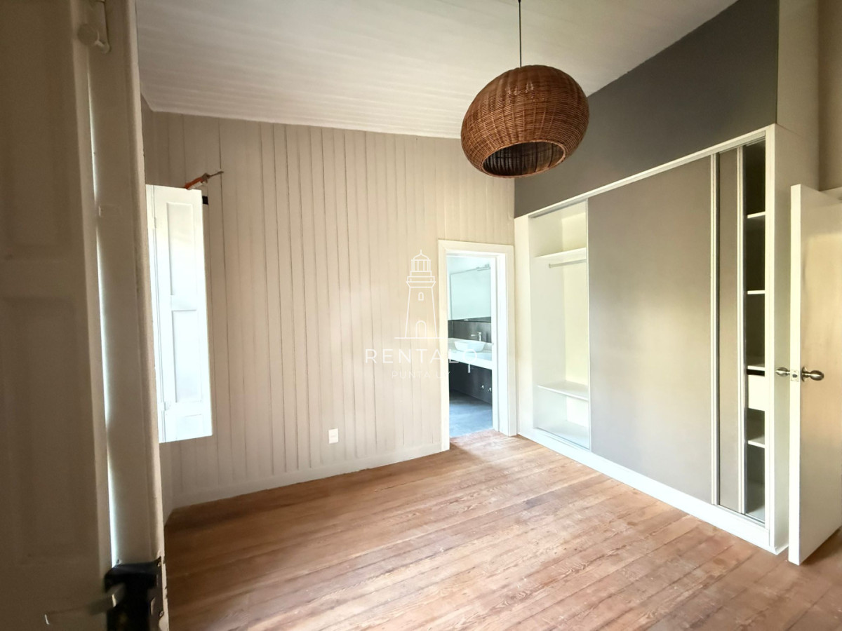 Casa ID.1075 - Casa en venta peninsula de Punta del este 4 dormitorios 
