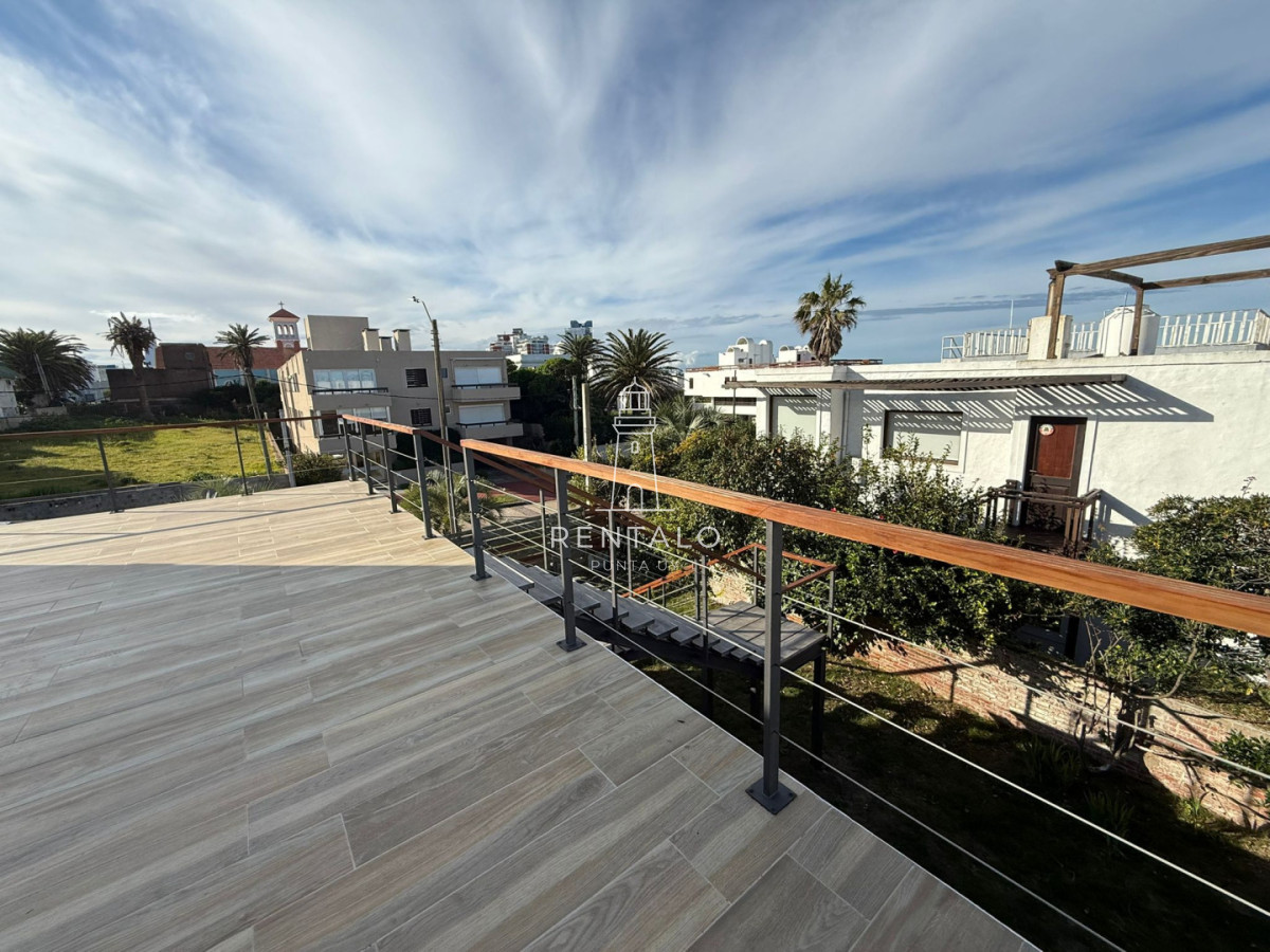 Casa ID.1075 - Casa en venta peninsula de Punta del este 4 dormitorios 