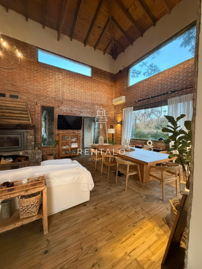 Casa ID.1256 - Hermosa casa en alquiler de temporada, Punta del Este