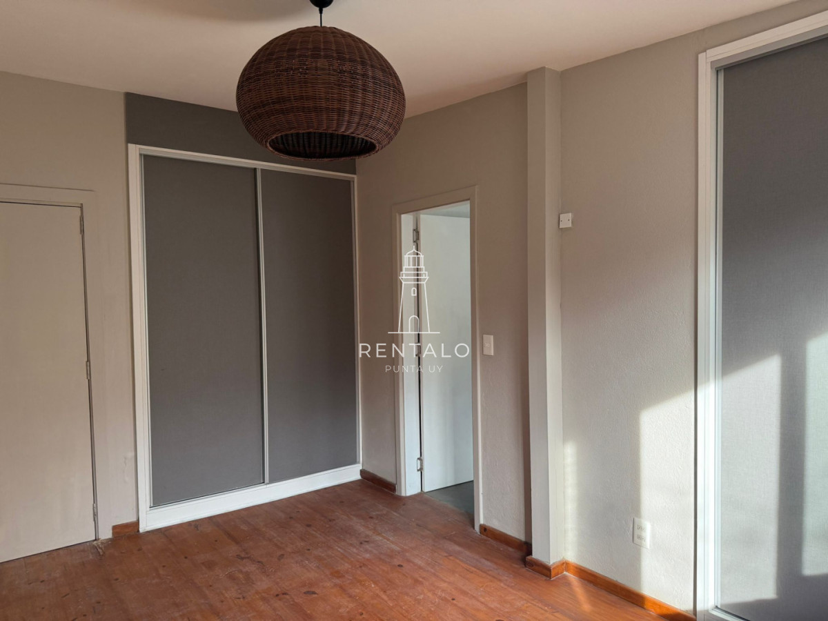 Casa ID.1075 - Casa en venta peninsula de Punta del este 4 dormitorios 
