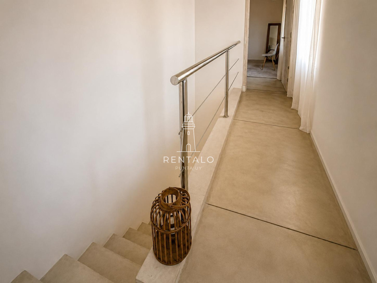 Casa ID.1305 - Casa en venta Rincon del Indio, Punta del este.