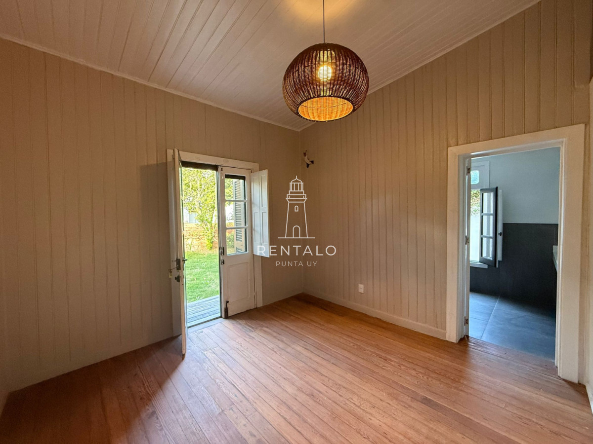 Casa ID.1075 - Casa en venta peninsula de Punta del este 4 dormitorios 