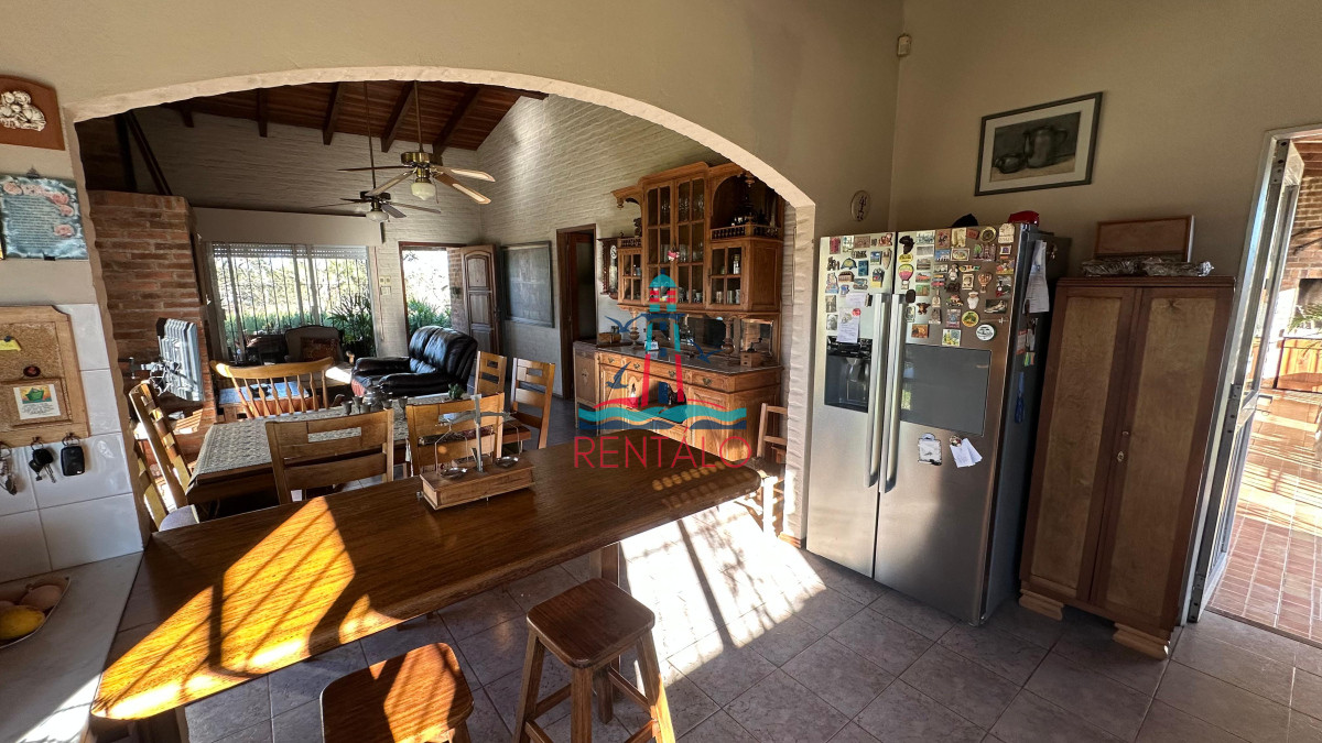 Casa ID.446 - Casa de 4 dormitorios en Salto con piscina 