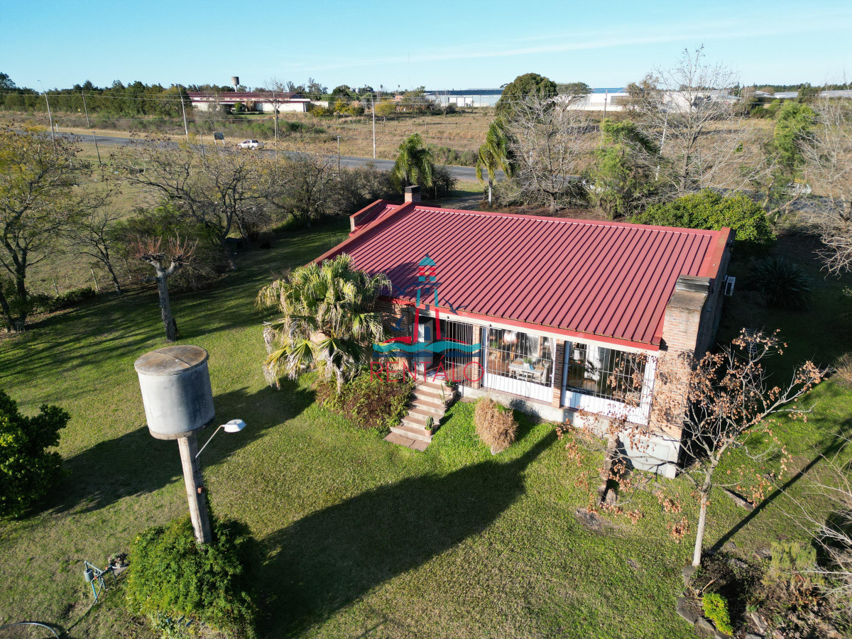 Casa ID.446 - Casa de 4 dormitorios en Salto con piscina 