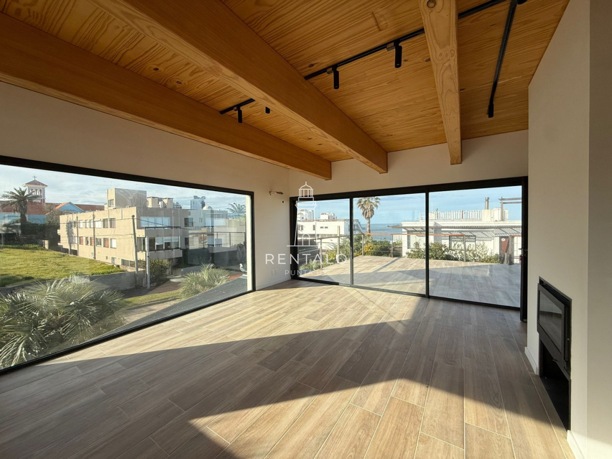 Casa ID.1075 - Casa en venta peninsula de Punta del este 4 dormitorios 