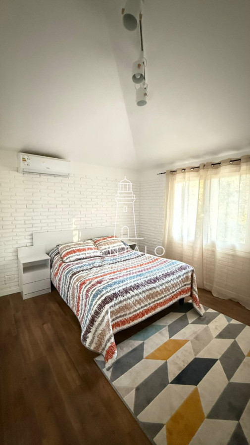 Casa ID.1313 - Casa en venta de 10 dormitorios en Punta del este con piscina