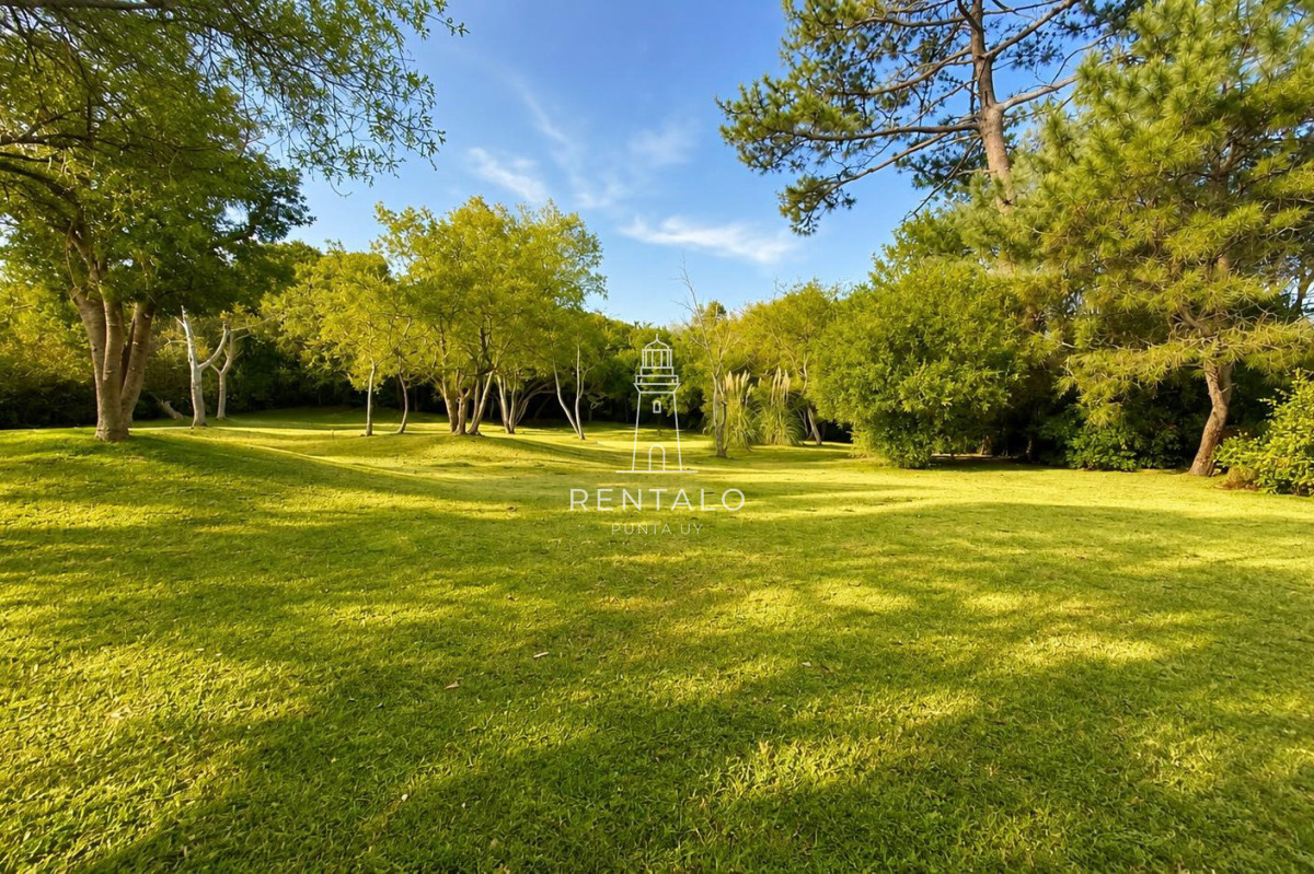Casa ID.1305 - Casa en venta Rincon del Indio, Punta del este.