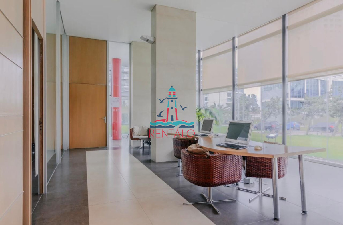 Apartamento ID.810 - En venta apartamento de 2 dormitorios en Punta del este con parrillero y vista al mar