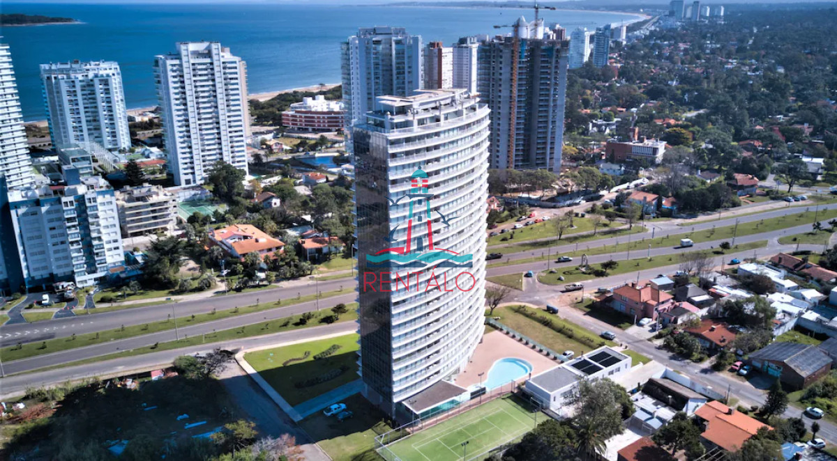 Apartamento ID.448 - Apartamento en venta en Punta del este de 2 dormitorios 