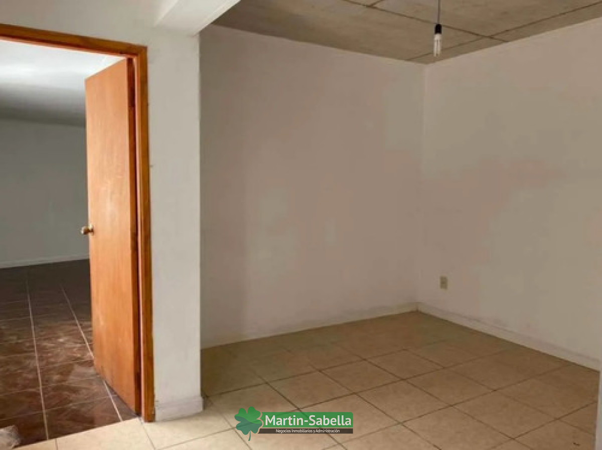 Apartamento ID.143/Apartamento-en-alquiler--La-Comercial- - Apartamento en alquiler - La Comercial 