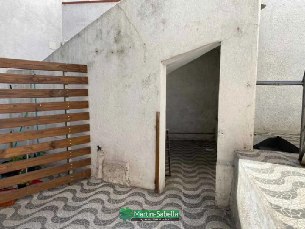 Apartamento ID.143/Apartamento-en-alquiler--La-Comercial- - Apartamento en alquiler - La Comercial 