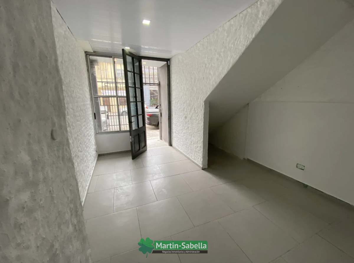 Apartamento ID.584/Monoambiente-en-alquiler--La-Comercial- - Monoambiente en alquiler - La Comercial 