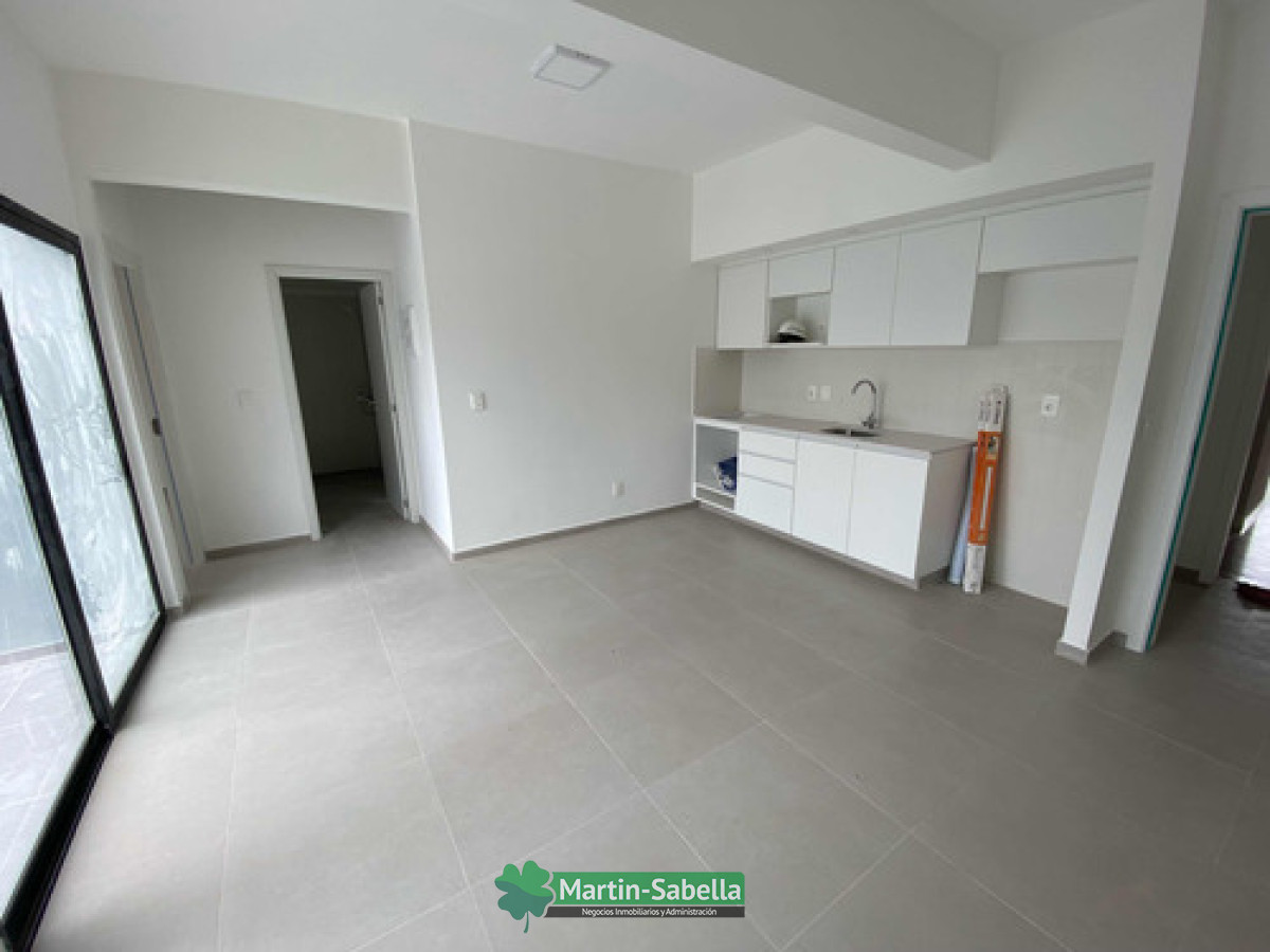 Apartamento ID.80/Apartamento-en-alquiler--Ciudad-Vieja- - Apartamento en alquiler - Ciudad Vieja 