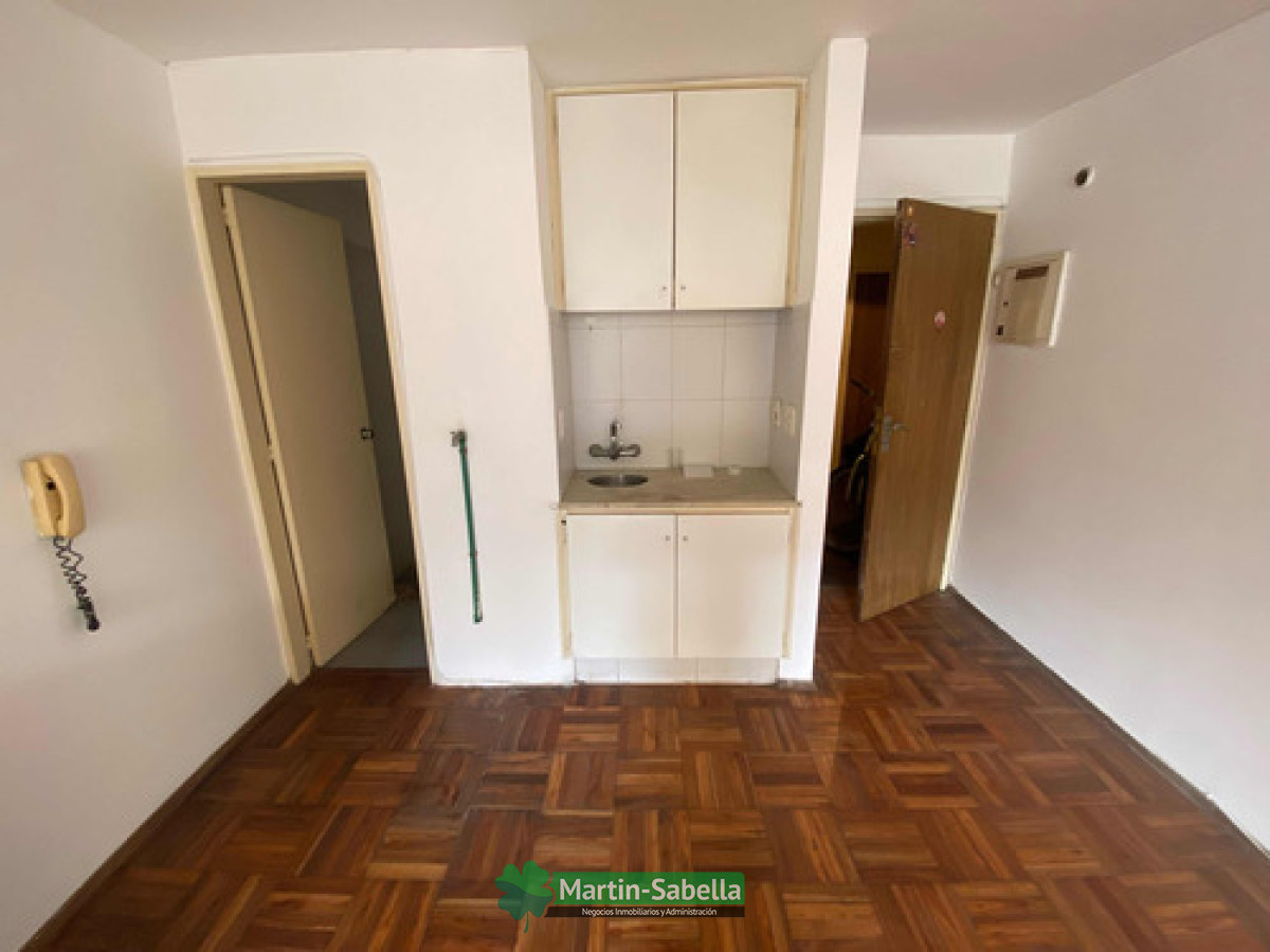 Apartamento ID.215/Monoambiente-en-alquiler--Cordón- - Monoambiente en alquiler - Cordón 