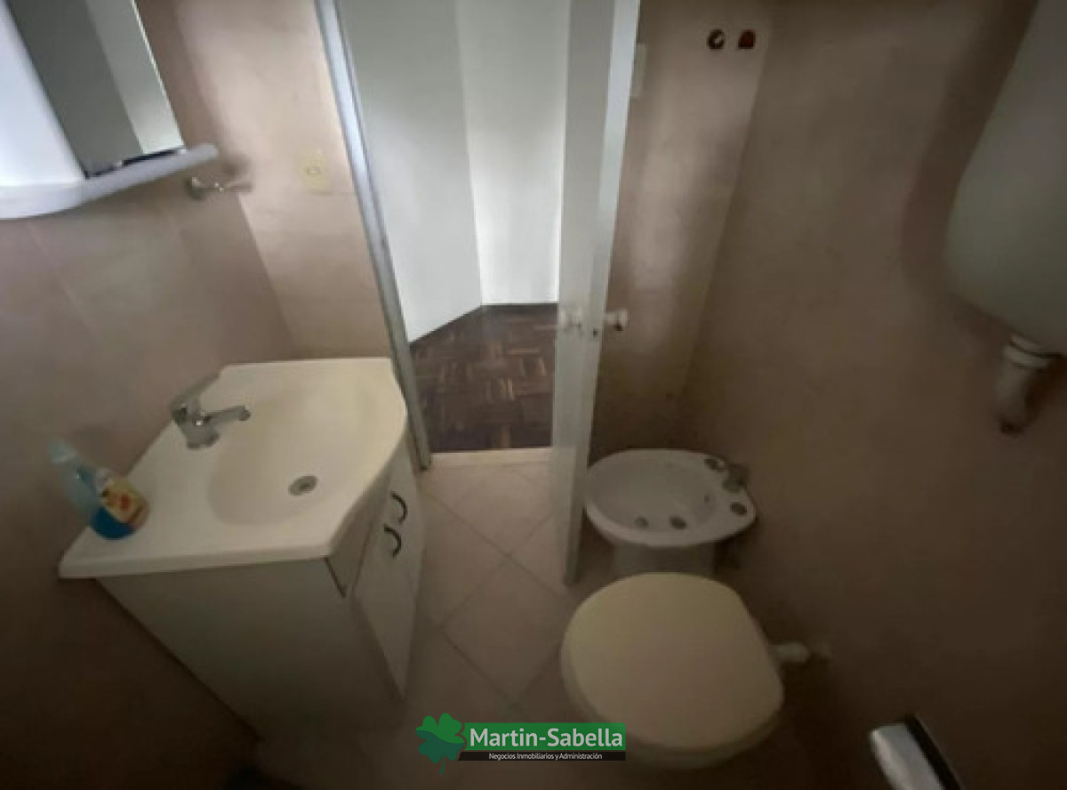 Apartamento ID.79/Apartamento-en-alquiler--La-Comercial- - Apartamento en alquiler - La Comercial 