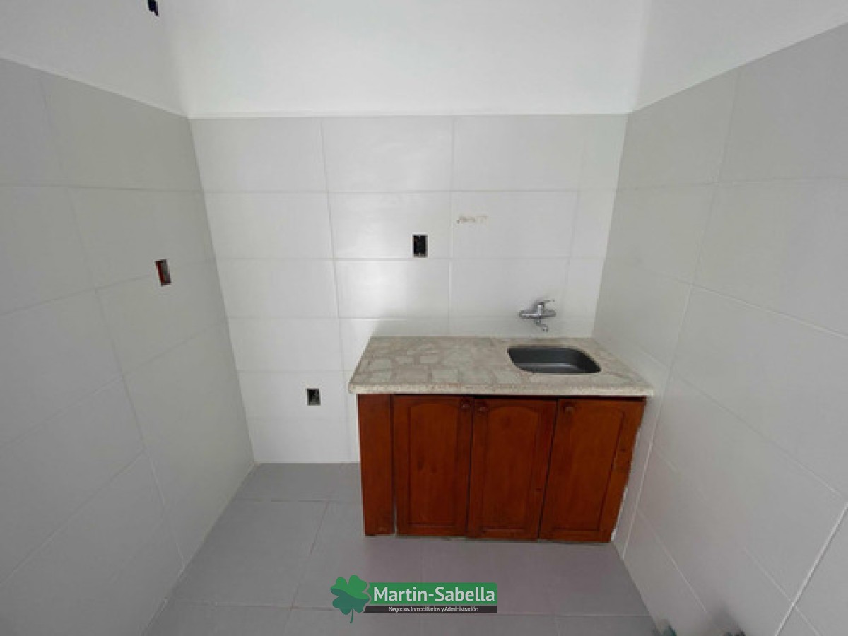 Apartamento ID.270/Apartamento-en-alquiler--La-Comercial- - Apartamento en alquiler - La Comercial 