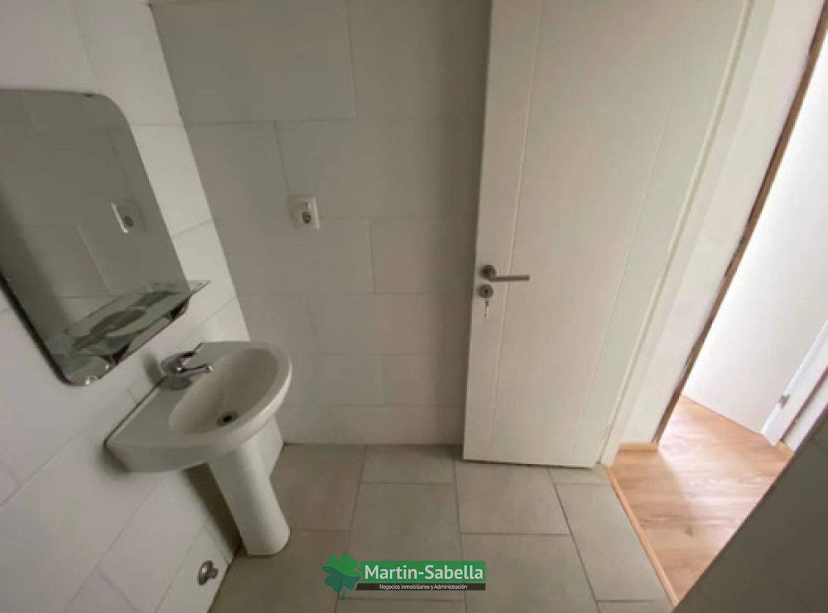 Apartamento ID.4 - Apartamento  En Alquiler Tipo Casa  Duplex  2 Dormitorios 