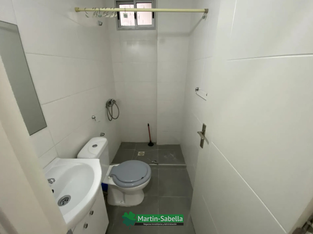 Apartamento ID.584/Monoambiente-en-alquiler--La-Comercial- - Monoambiente en alquiler - La Comercial 