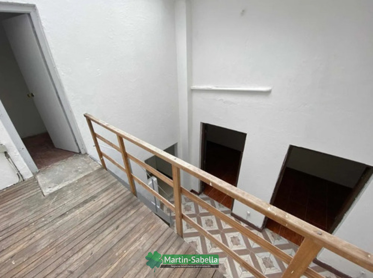 Apartamento ID.17 - Apto Tipo Casa Al Fondo 2 Dormitorios Sin Gastos Comunes  