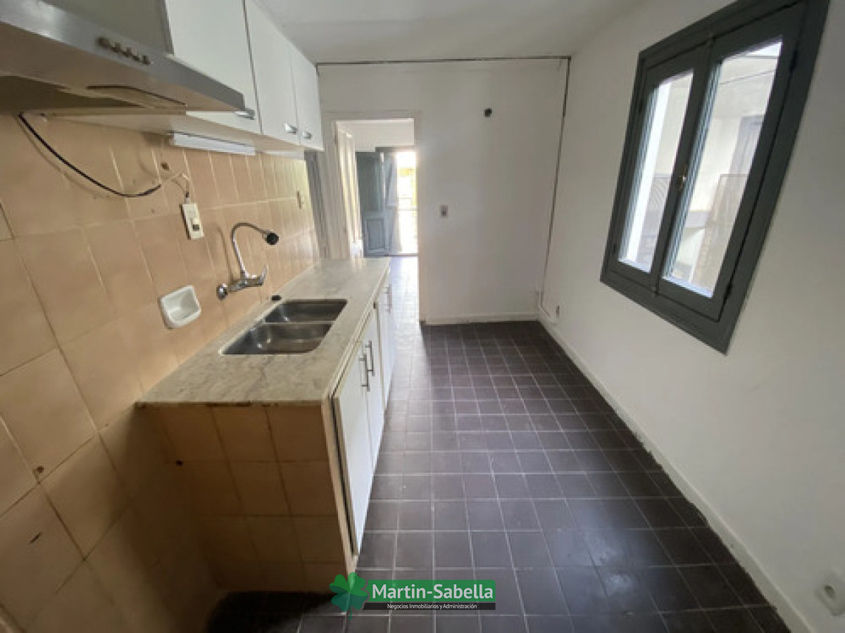 Apartamento ID.605/Apartamento-en-Alquiler--Tres-Cruces- - Apartamento en Alquiler - Tres Cruces 