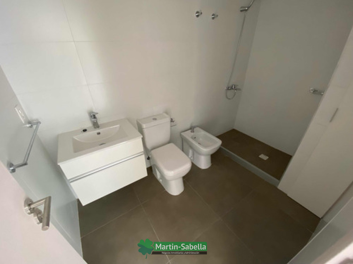 Apartamento ID.21 - Apartamento En Alquiler La Blanqueada 1 Dormitorio Congarage