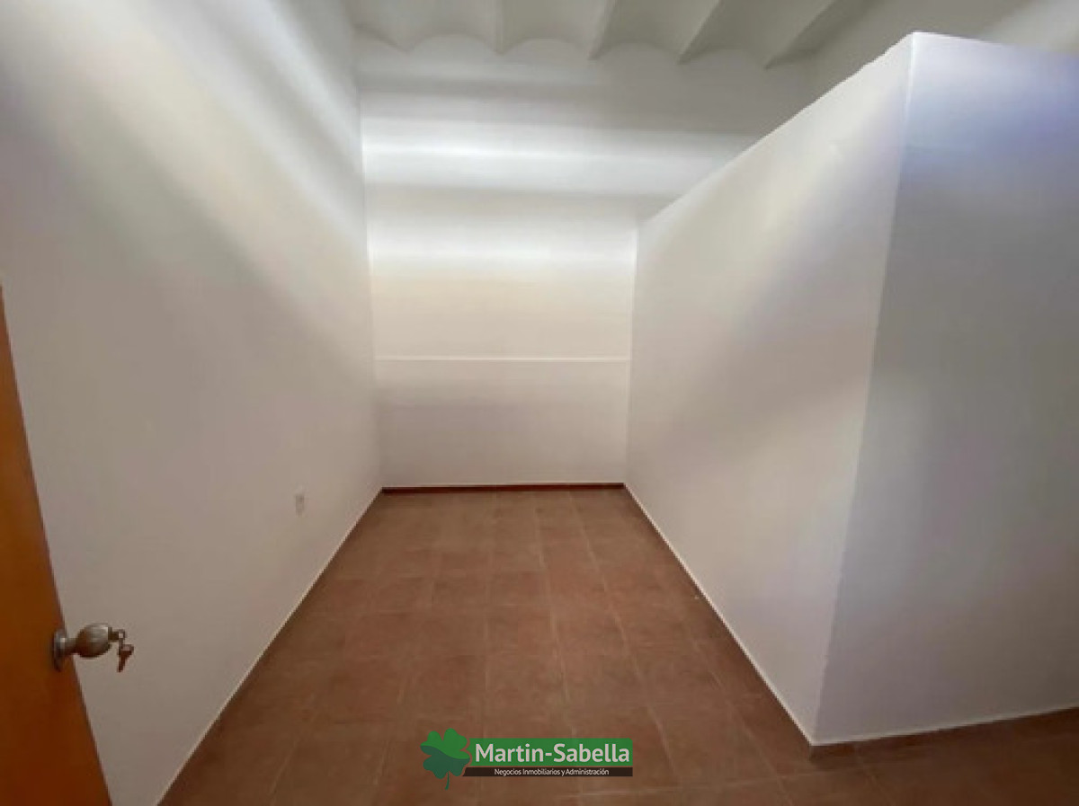 Apartamento ID.9 - Apartamento En Alquiler Aguada 2  Dormitorios Planta Baja 