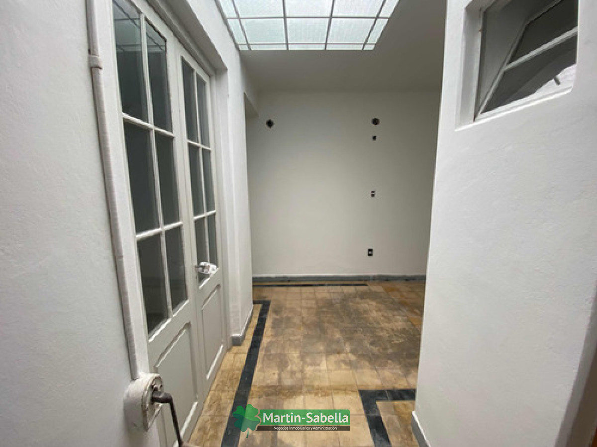 Apartamento ID.235/Apartamento-en-alquiler--Tres-Cruces- - Apartamento en alquiler - Tres Cruces 