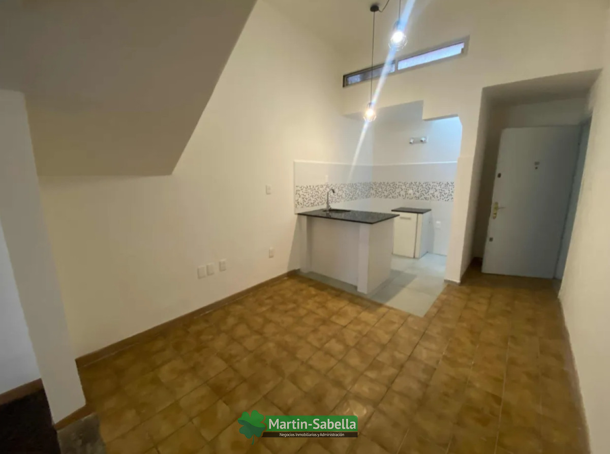 Apartamento ID.3 - Apartamento En Alquiler Pocitos Nuevo Planta Baja  Ideal Pérsona Mayor Con Patio Proximo A Montevideo Shopping 