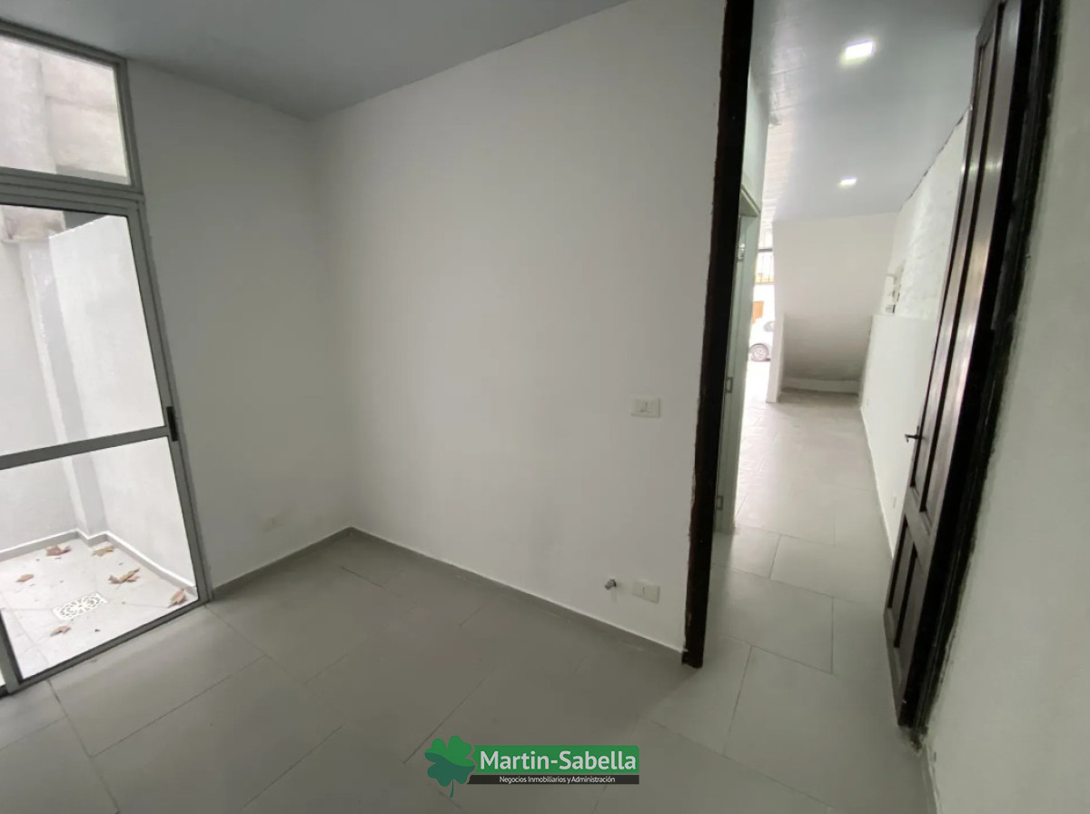 Apartamento ID.584/Monoambiente-en-alquiler--La-Comercial- - Monoambiente en alquiler - La Comercial 