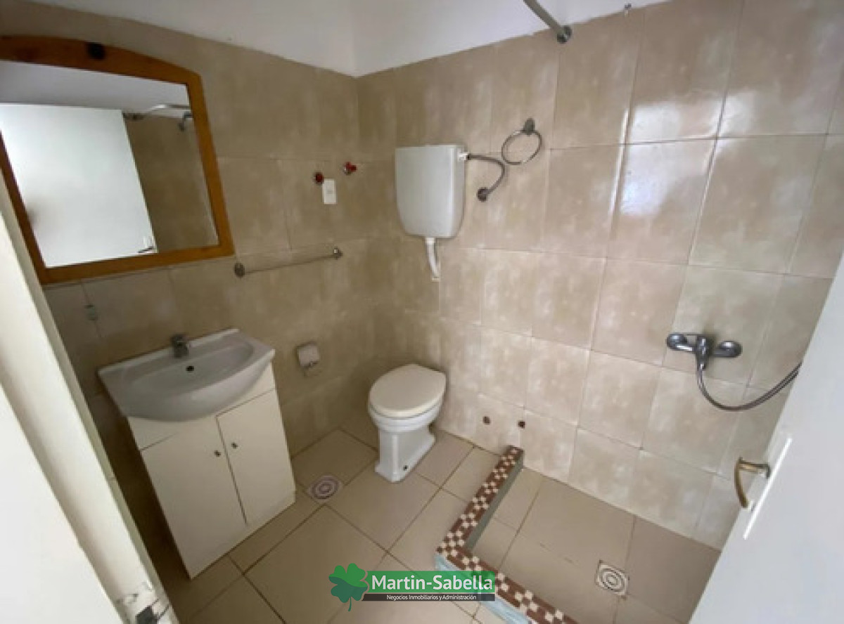 Apartamento ID.291/Apartamento-en-alquiler--Mercado-Modelo- - Apartamento en alquiler - Mercado Modelo 