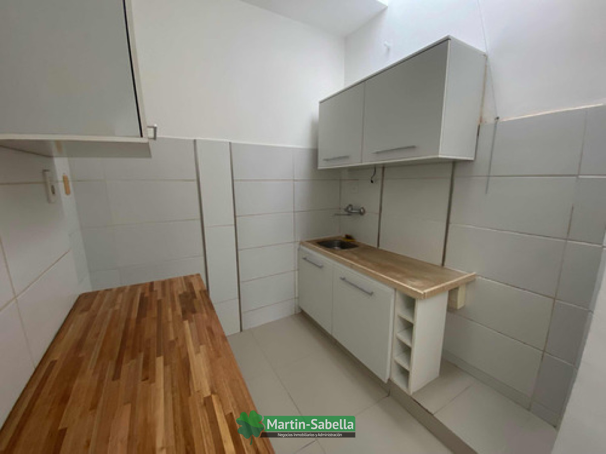 Apartamento ID.320/Apartamento-en-alquiler--La-Comercial- - Apartamento en alquiler - La Comercial 