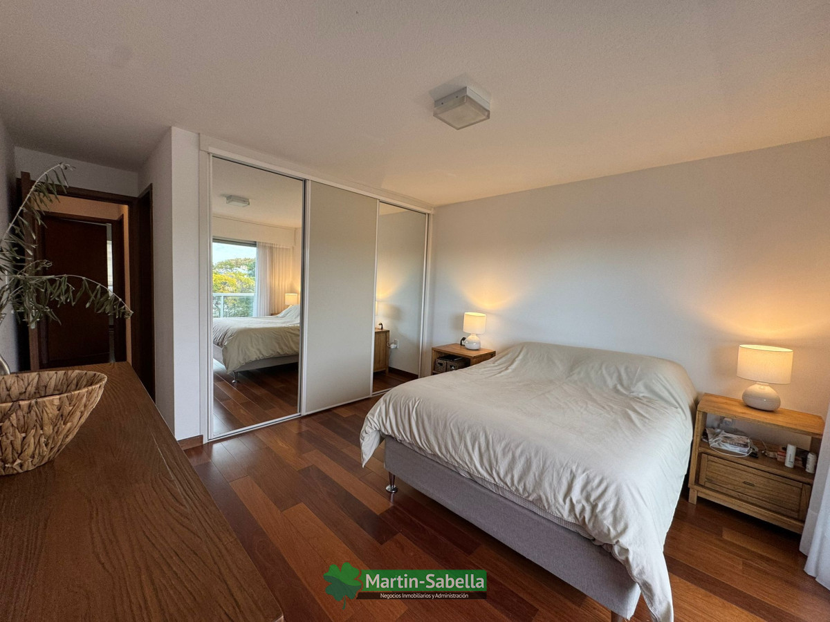 Apartamento ID.98/Apartamento-en-alquiler--Malvín- - Apartamento en alquiler - Malvín 