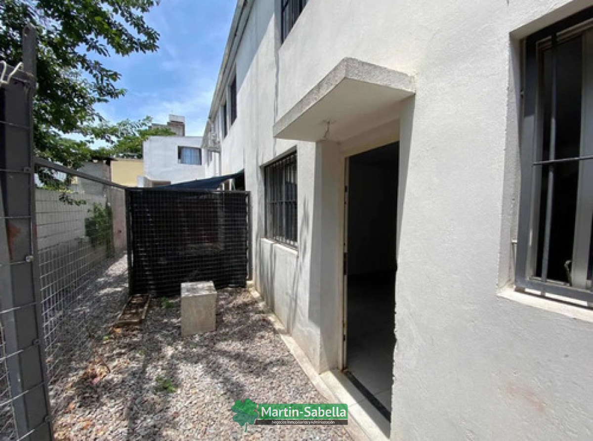 Apartamento ID.4 - Apartamento  En Alquiler Tipo Casa  Duplex  2 Dormitorios 