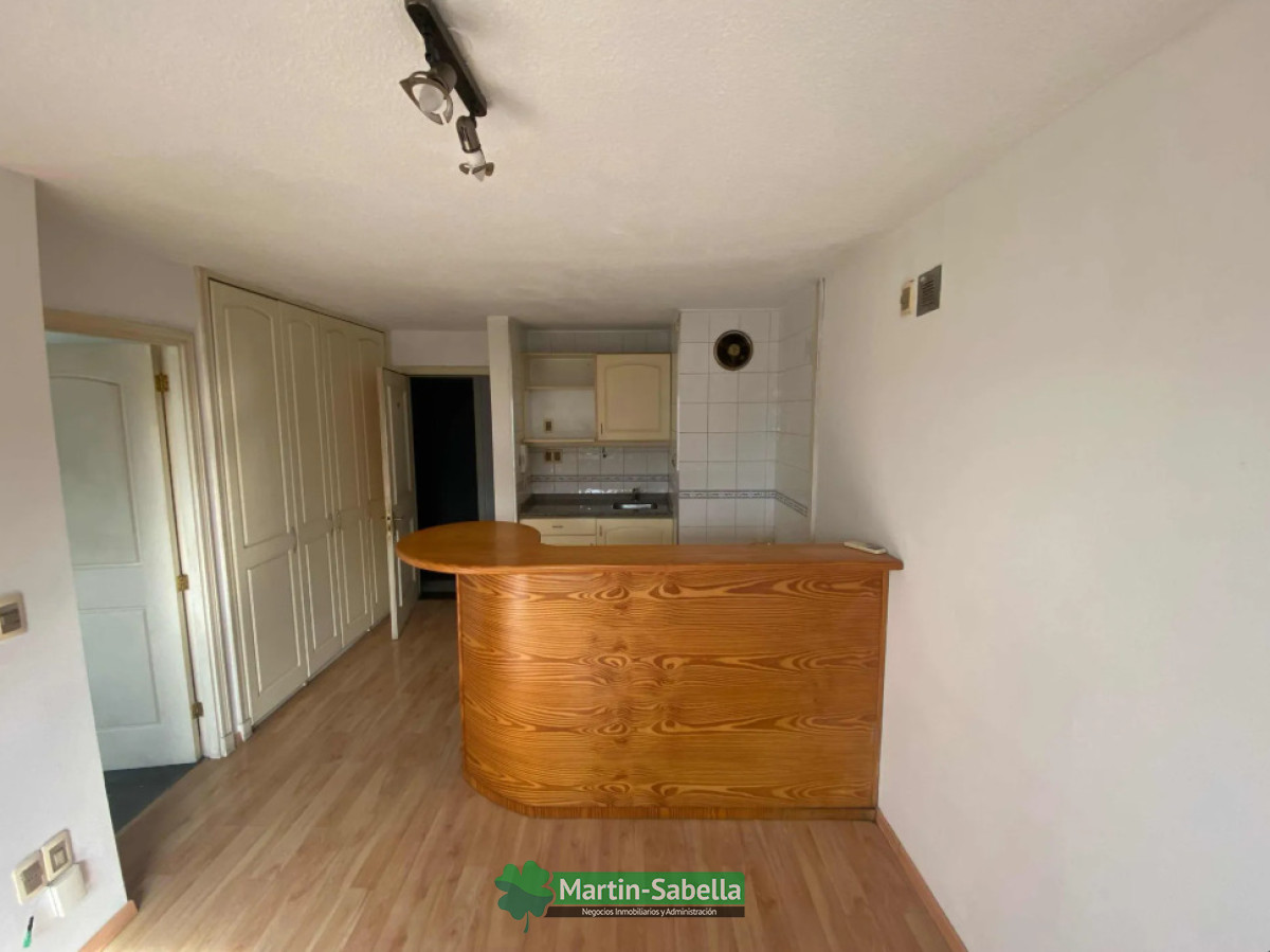 Apartamento ID.322/Apartamento-en-alquiler--Tres-Cruces- - Apartamento en alquiler - Tres Cruces 