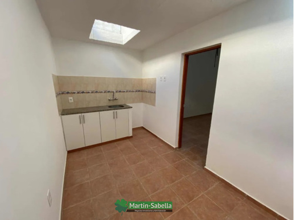 Apartamento ID.9 - Apartamento En Alquiler Aguada 2  Dormitorios Planta Baja 
