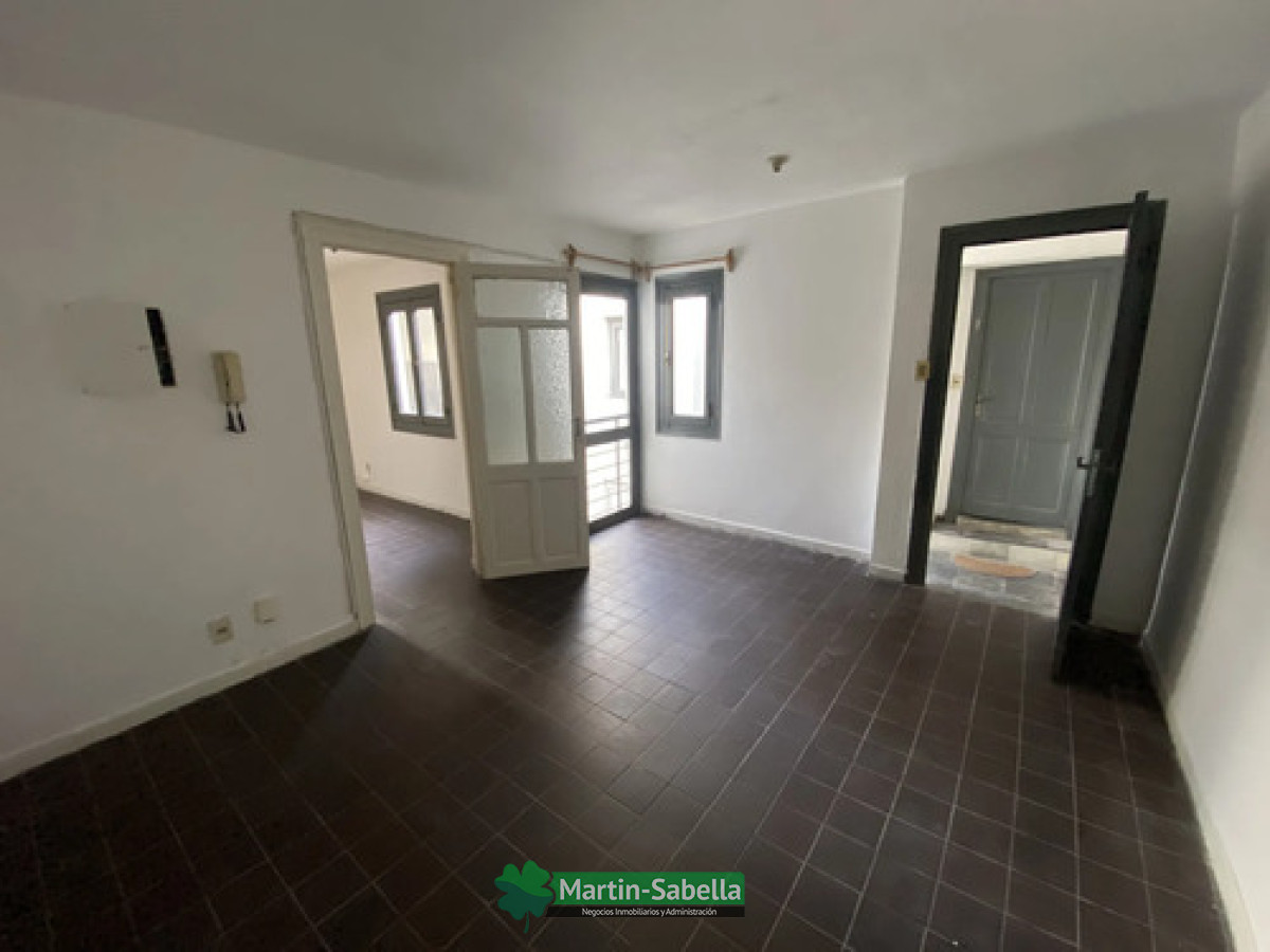 Apartamento ID.605/Apartamento-en-Alquiler--Tres-Cruces- - Apartamento en Alquiler - Tres Cruces 
