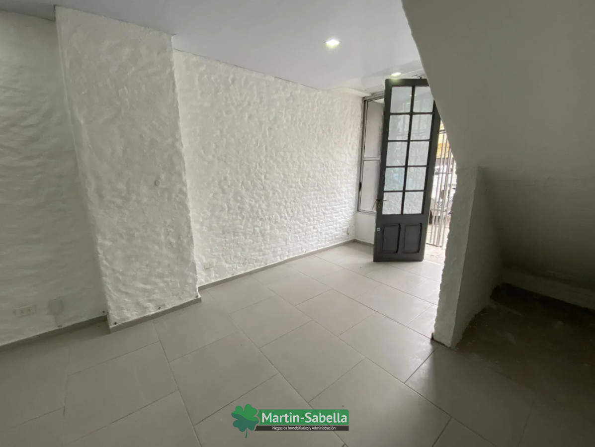 Apartamento ID.584/Monoambiente-en-alquiler--La-Comercial- - Monoambiente en alquiler - La Comercial 