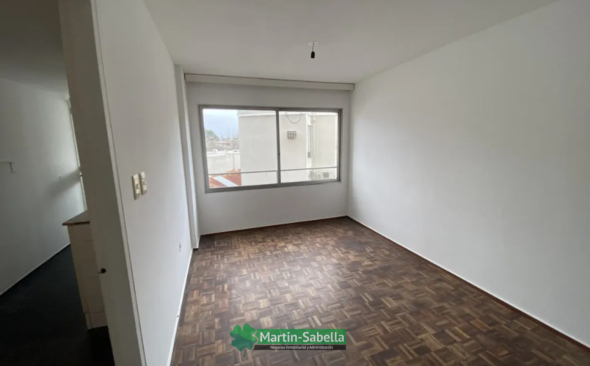 Apartamento ID.582/Apartamento-en-Alquiler--Parque-Batlle- - Apartamento en Alquiler - Parque Batlle 