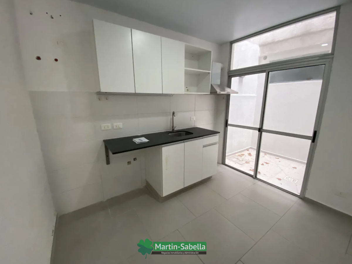 Apartamento ID.584/Monoambiente-en-alquiler--La-Comercial- - Monoambiente en alquiler - La Comercial 